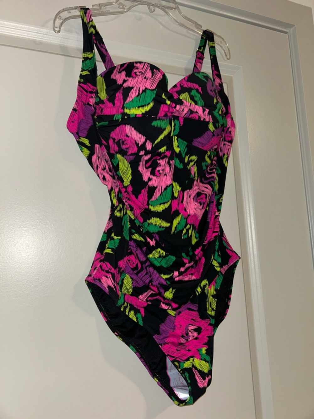 NEW! Betsey Johnson Floral Print Swim Suit 1 pc Swim Sz L - Picture 11 of 11
